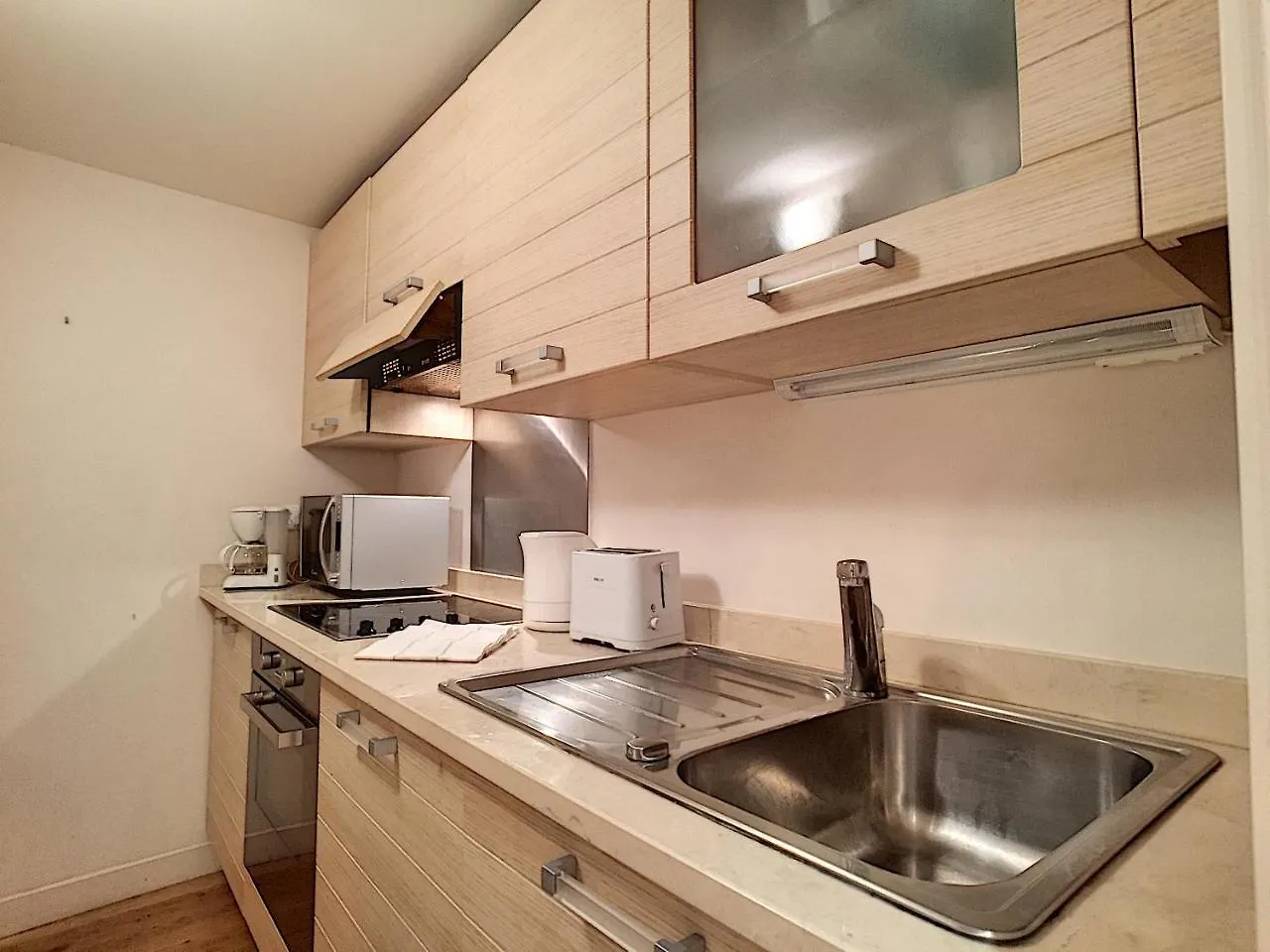 Nestor&Jeeves - Palais Alice - Central - Very Close Sea Nice Apartment